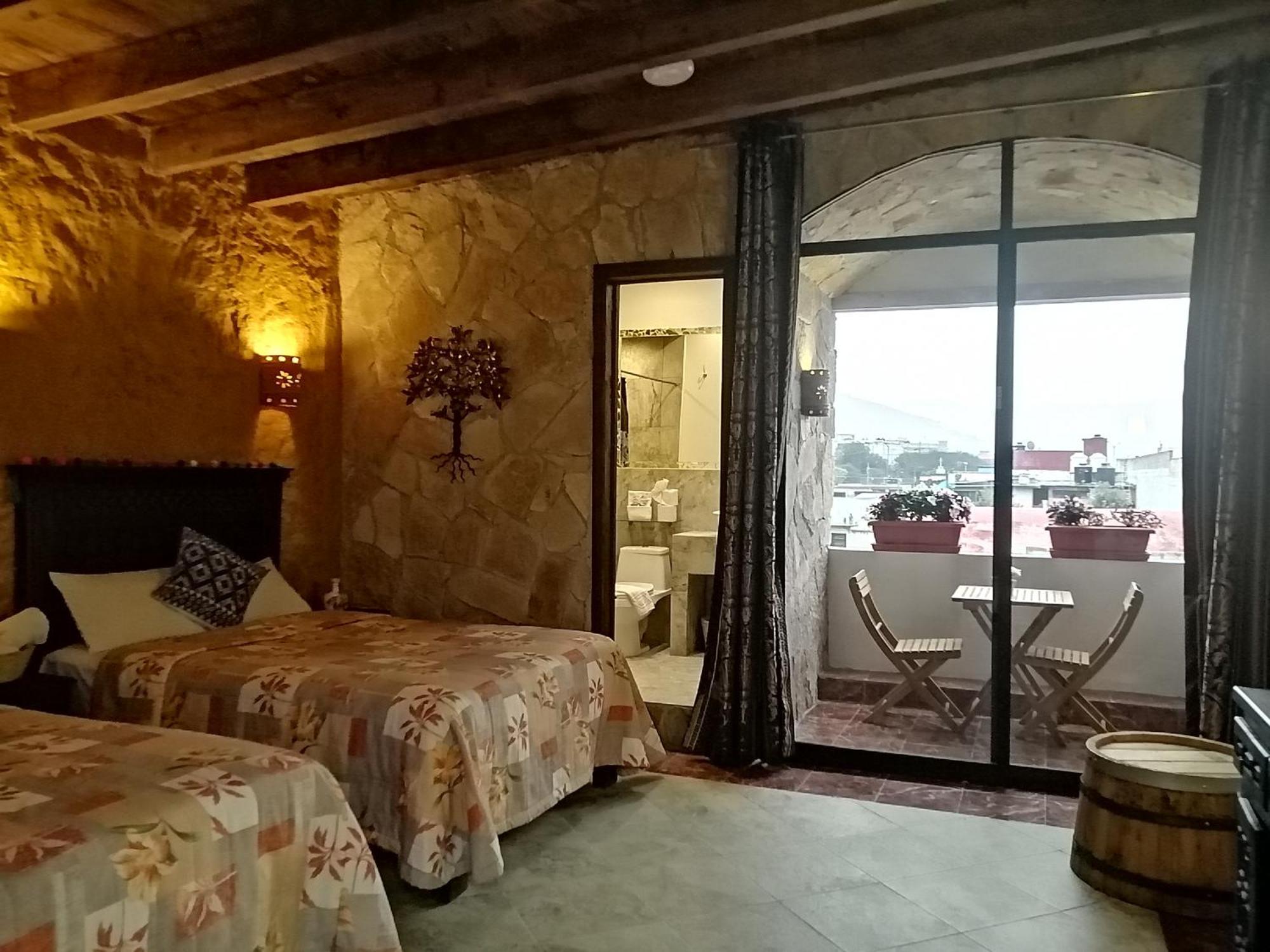 Hotel & Cava La Parroquia San Cristóbal de Las Casas Exteriör bild