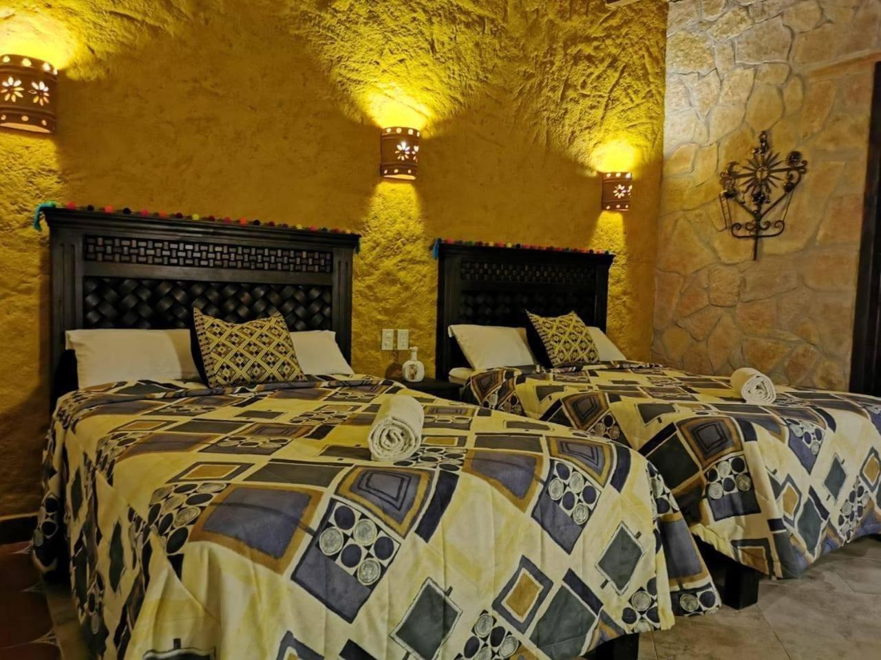 Hotel & Cava La Parroquia San Cristóbal de Las Casas Exteriör bild